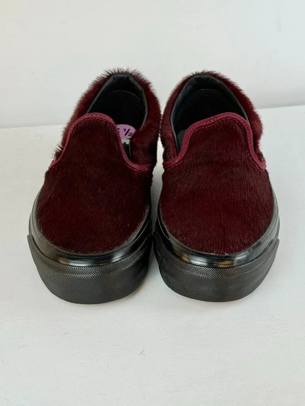 M5.5 W7 - Vans Classic Slip-On 98 LX Pony Hair Burgundy Black